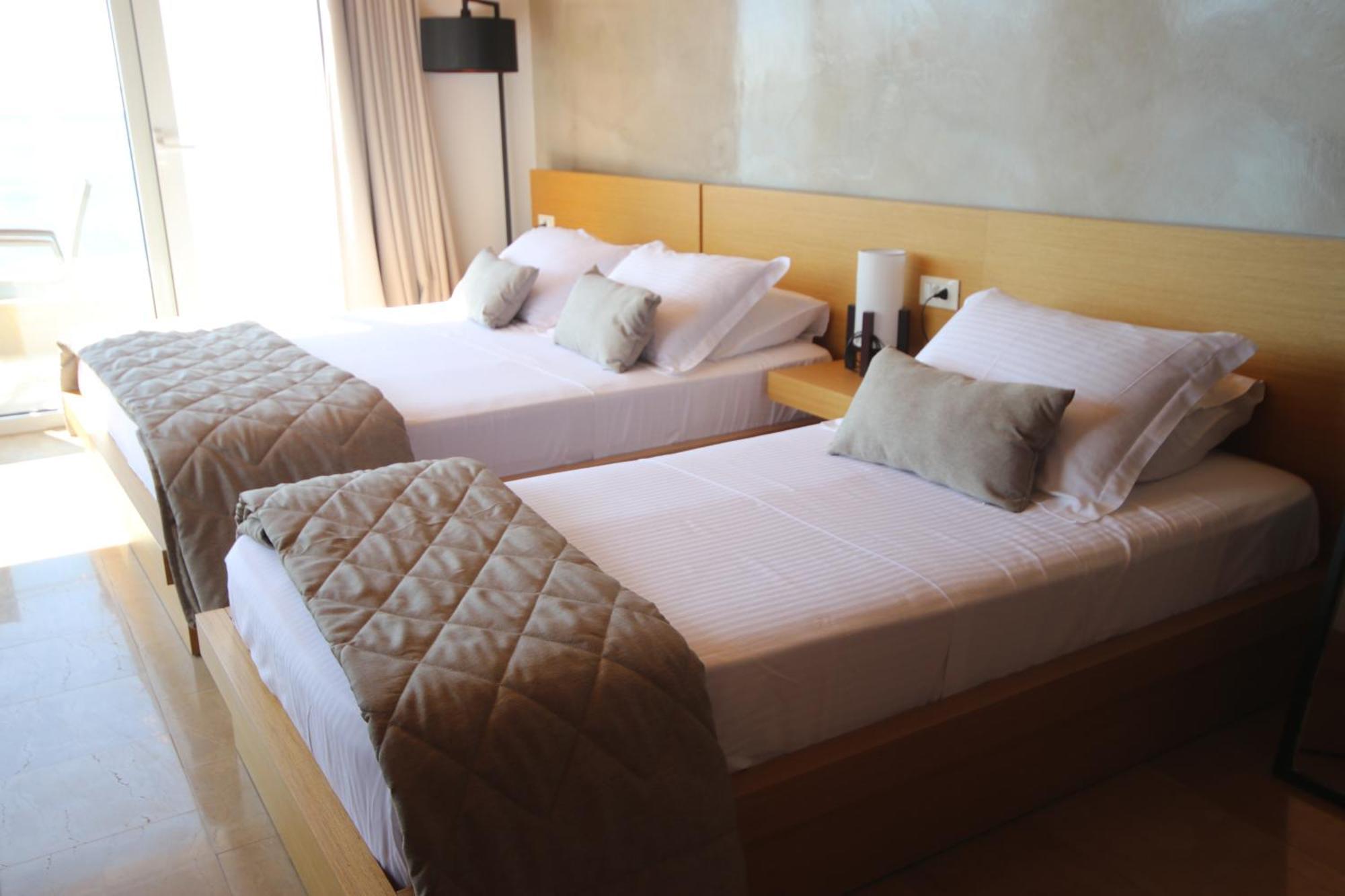 Arxontiko Hotel Himarë Eksteriør billede